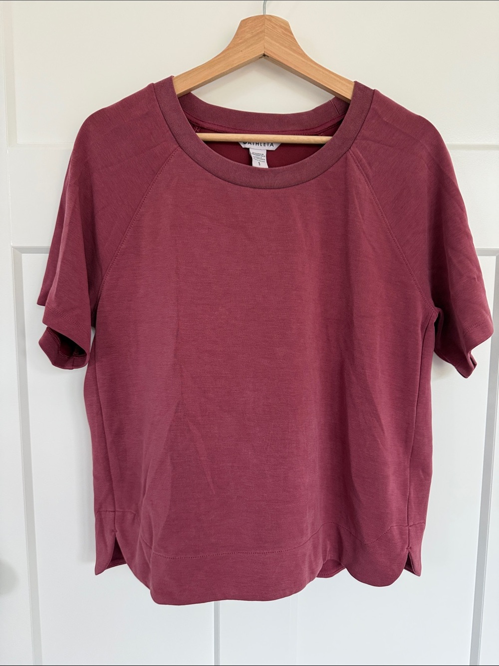 Athleta Seasoft Short-Sleeve Sweatshirt in Mauve
